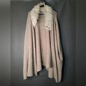 m & s est. 1884 one size womens faux fur collar sweater  sleeveless cover up car